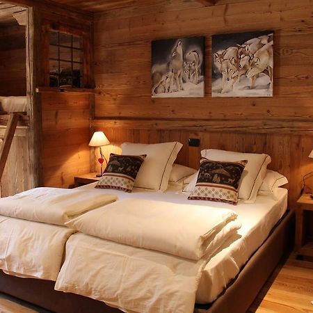 コー​​ニュ レ　トロンペール　シェ　オデット Bed & Breakfast 部屋 写真