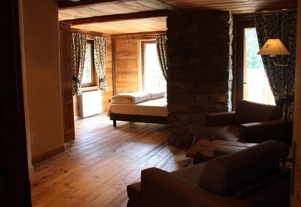 コー​​ニュ レ　トロンペール　シェ　オデット Bed & Breakfast 部屋 写真